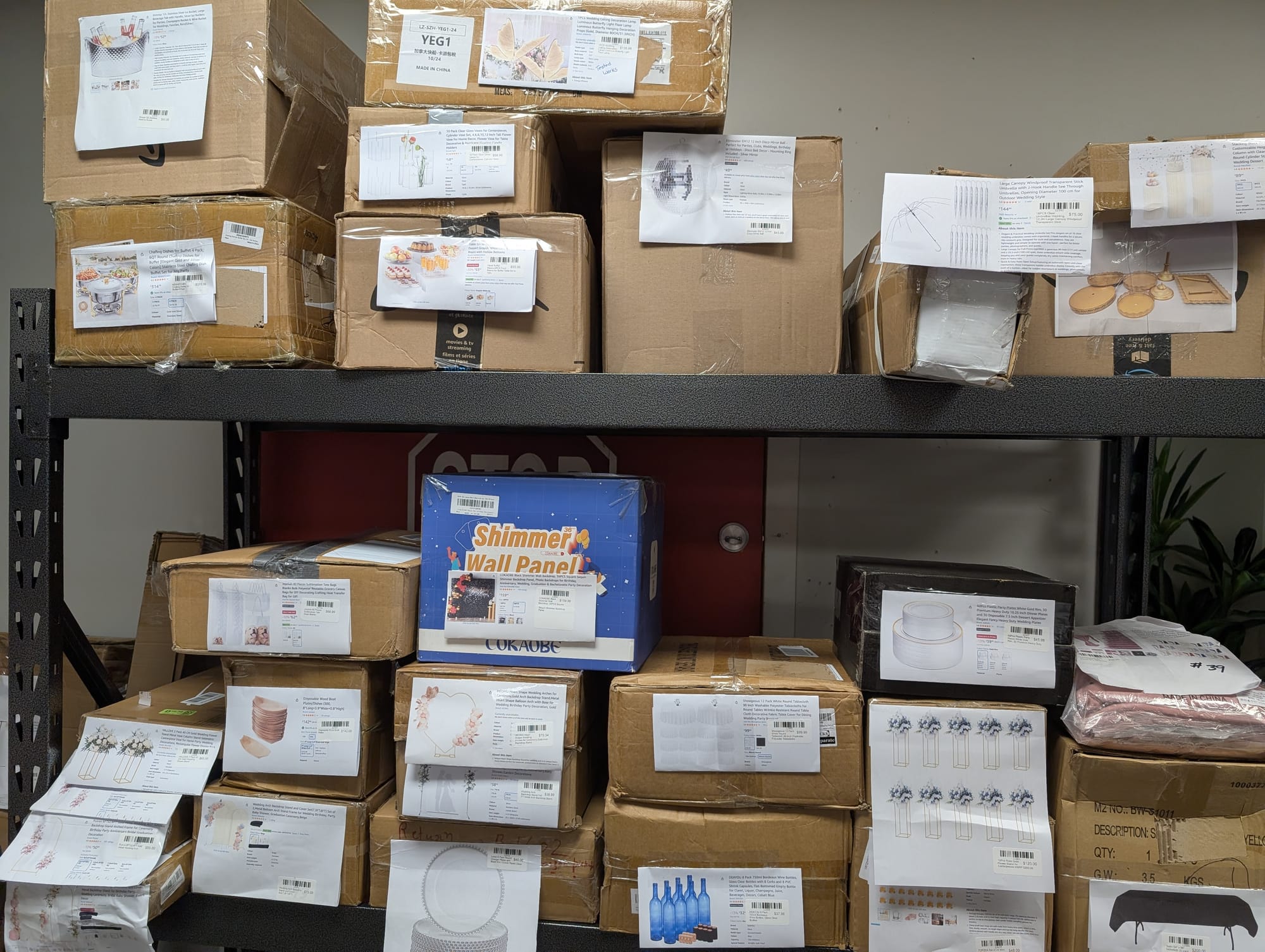 Wholesale Warehouse liquidation in St Pierre